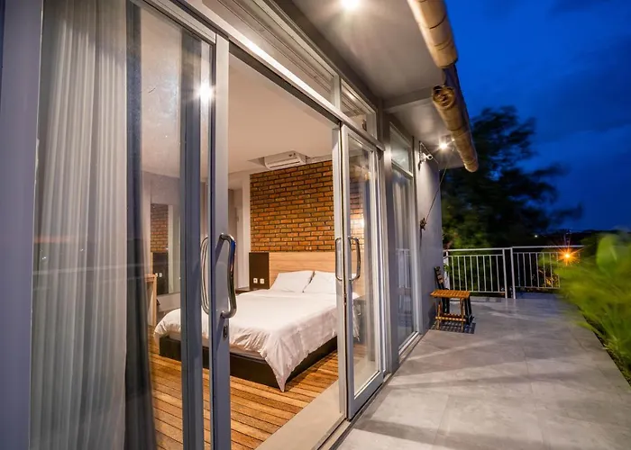 Lushy Hostel