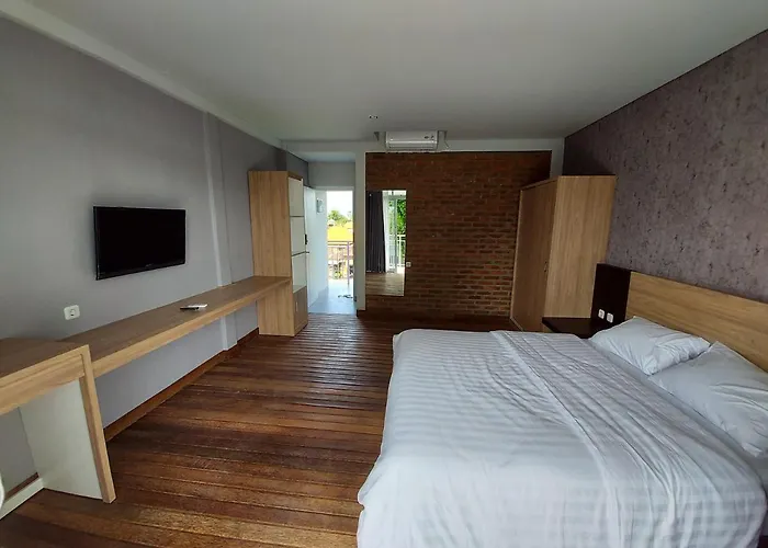 Lushy Hostel